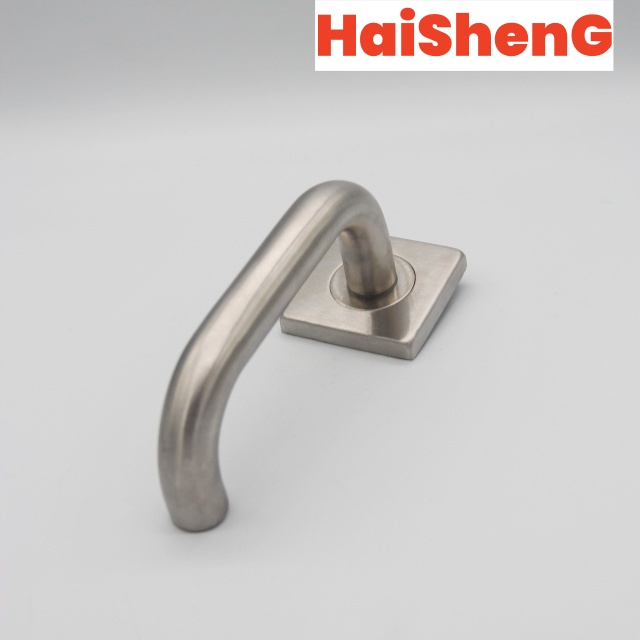 Square Lever Door Handle - 35