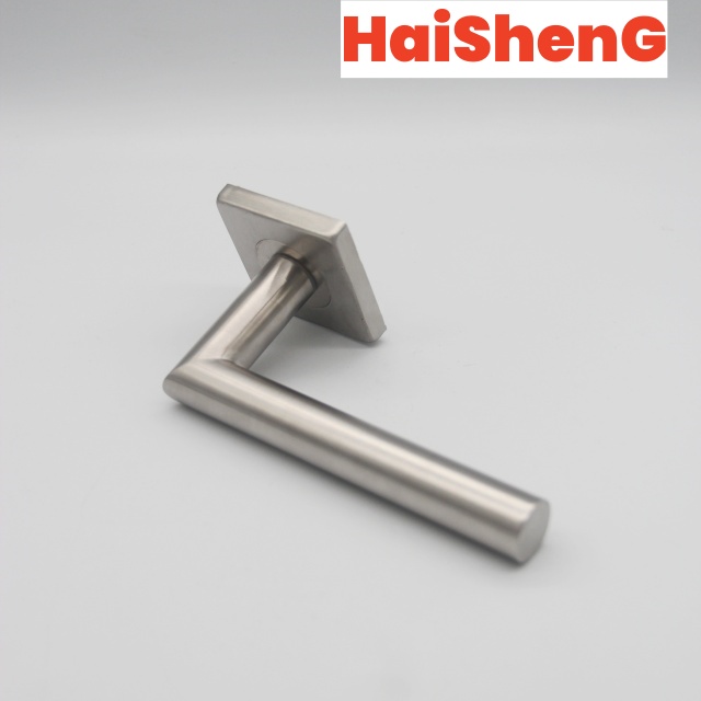 Square Lever Door Handle - 38