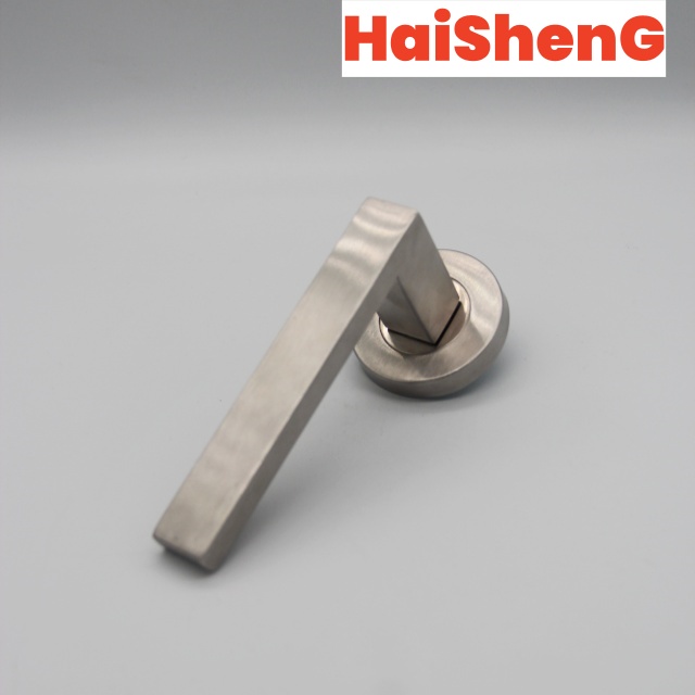 Round Lever Door Handle - 26